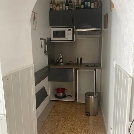 2 Pièces Calmes Vue Appartement Brando